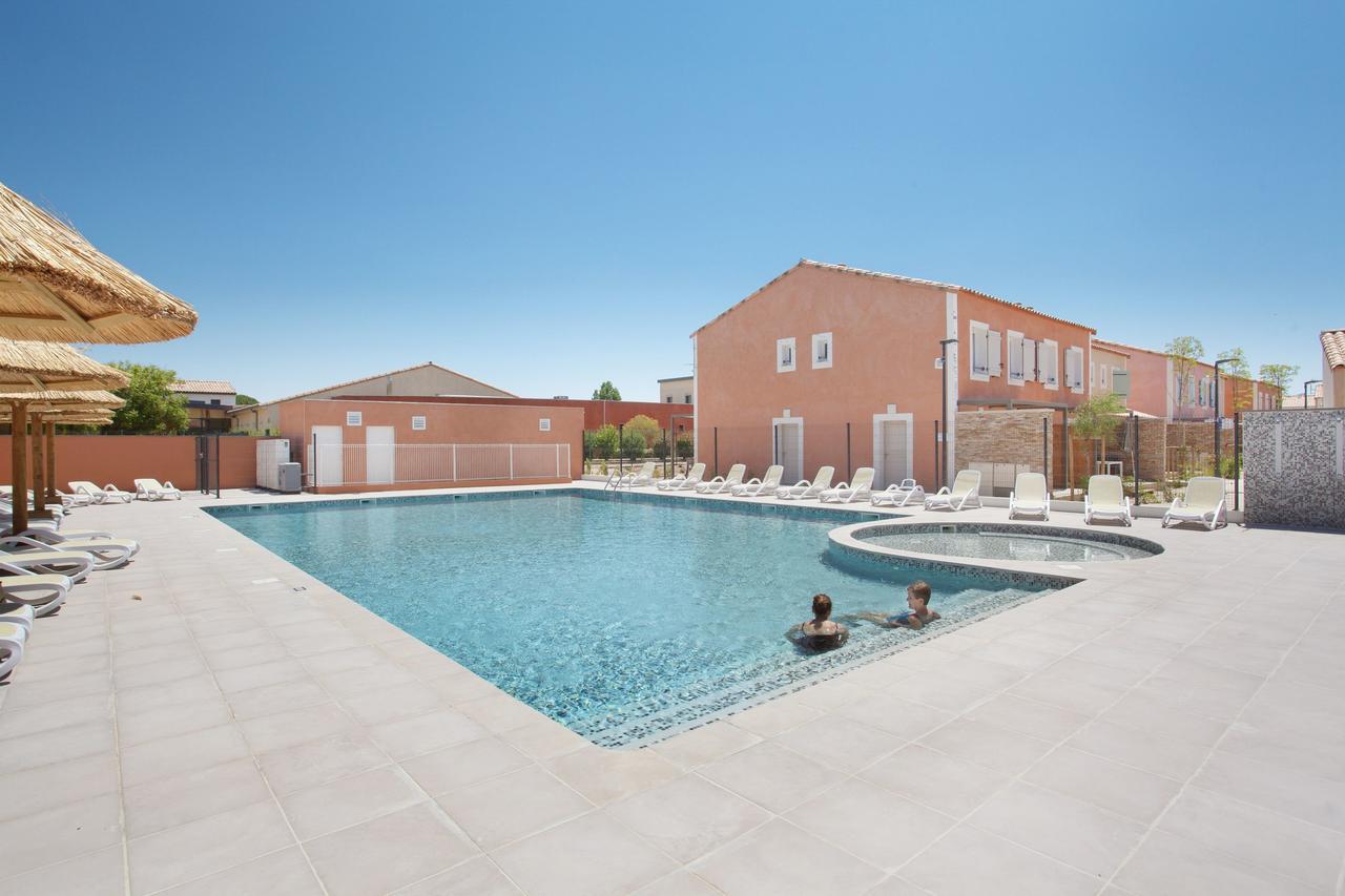 Residence Odalys Fleur De Sel Aigues-Mortes Exterior photo
