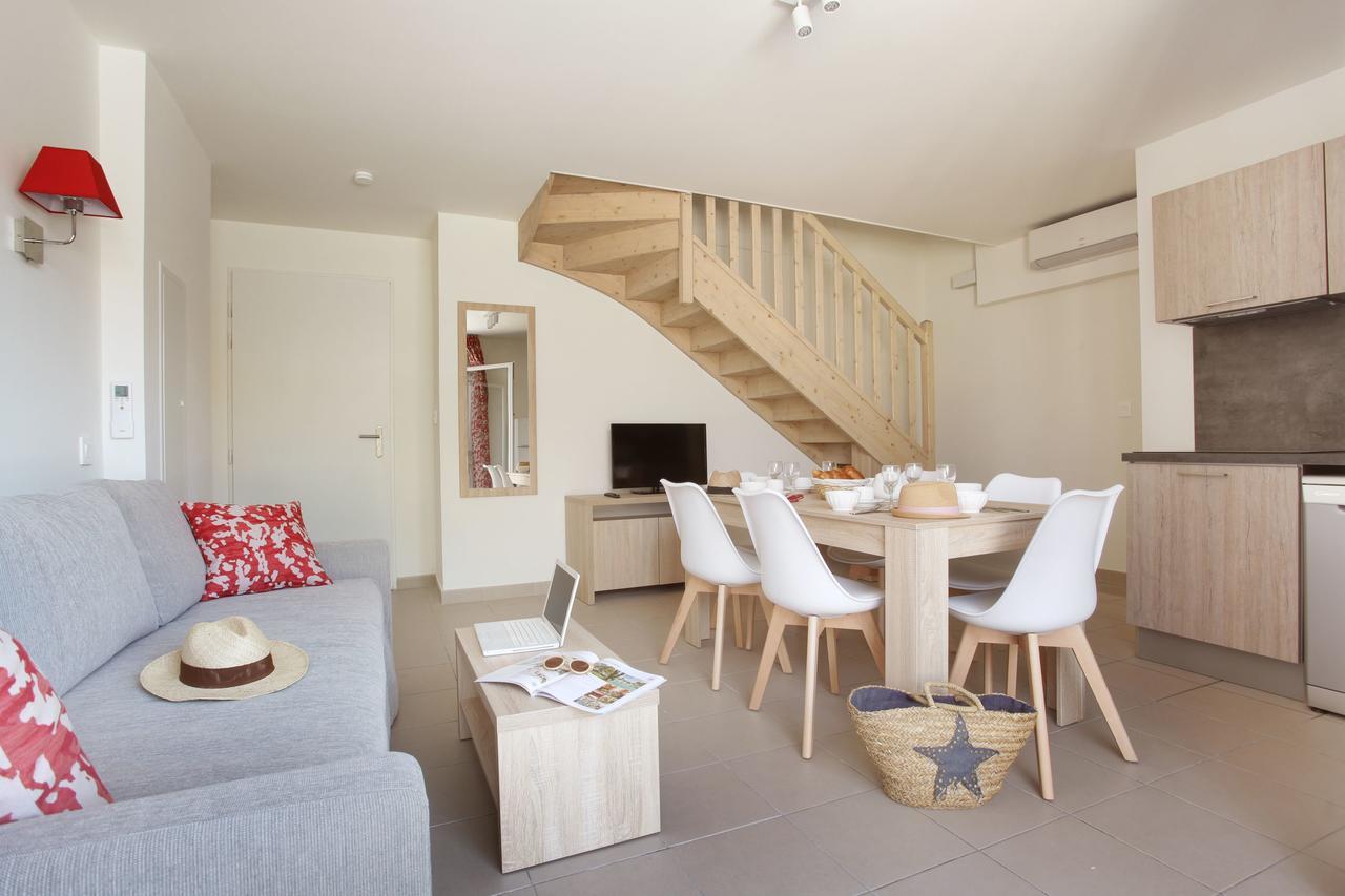 Residence Odalys Fleur De Sel Aigues-Mortes Exterior photo